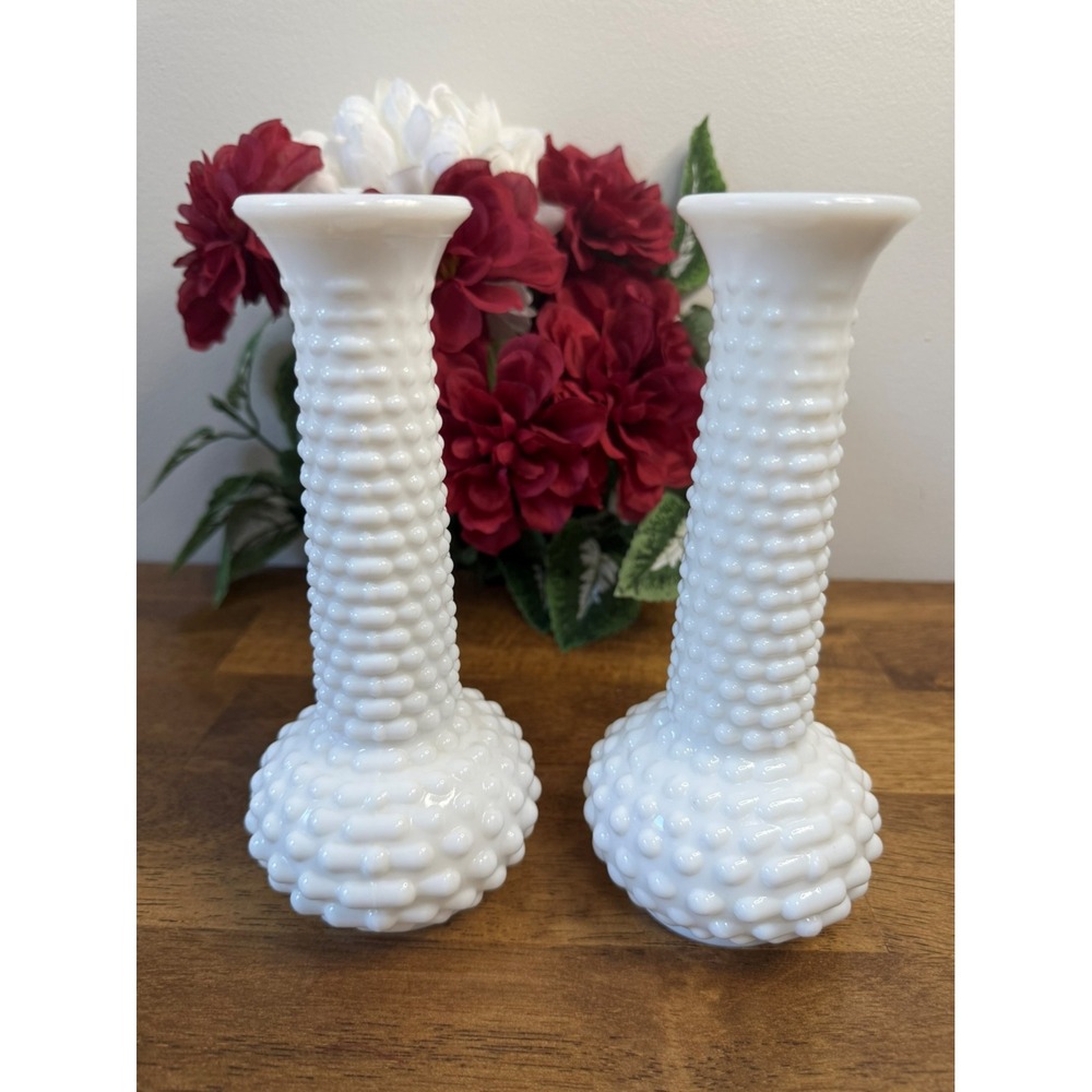 Vintage E.O. Brody Co. Milk Glass Hobnail Bud Vases MCM White Wedding‎  Decor